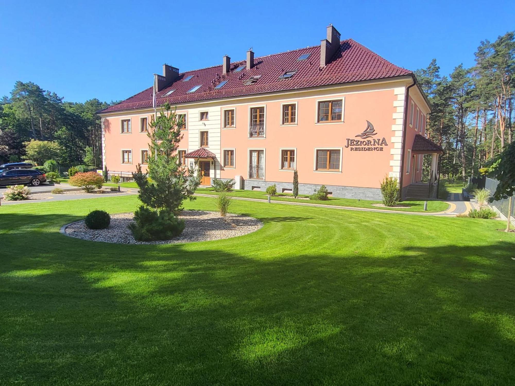 Przy Jeziorze Apartment *